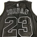 NBA 23 Michael Jordan MVP authentique Maillot noir